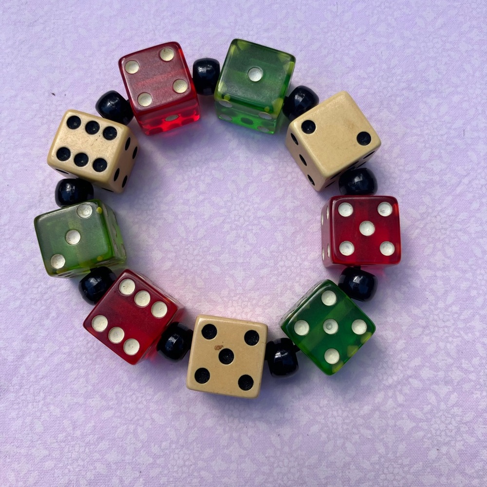 Women’s Vintage Lucite and Bakelite Bracelet.